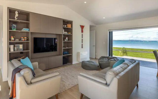 The Golden Pohutukawa Beach House