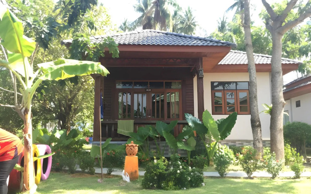 Khum Laanta Resort