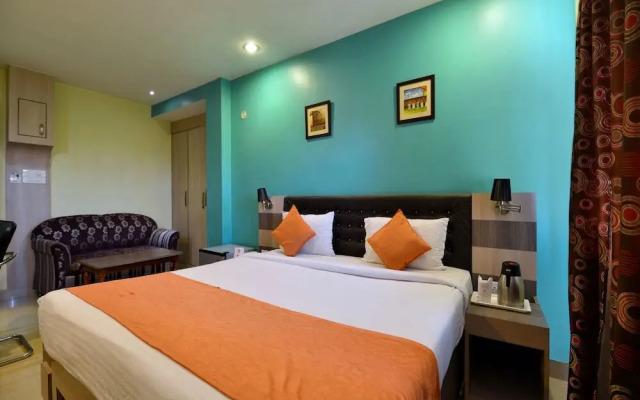 Sunrise Inn by OYO Rooms