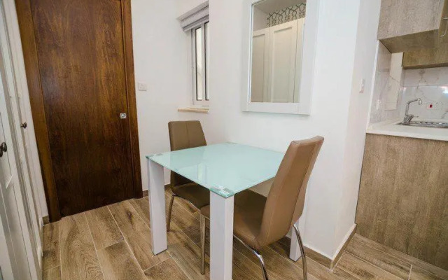Valletta Republic Suite