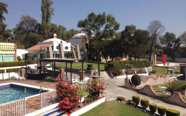 Hotel La Escondida