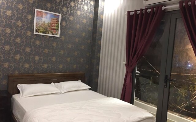 The Sun Hotel