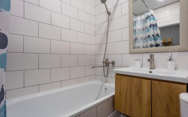 Апартаменты на улице Домбайская 10