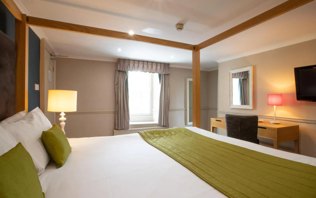 The George Hotel