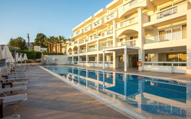 Lindos White Hotel & Suites