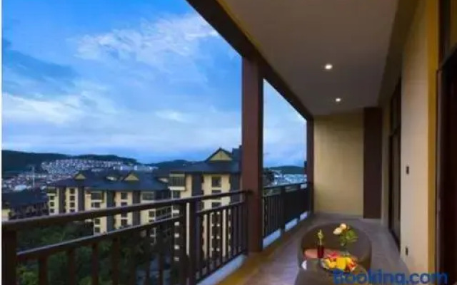 Ramada Plaza by Wyndham Xishuangbanna South