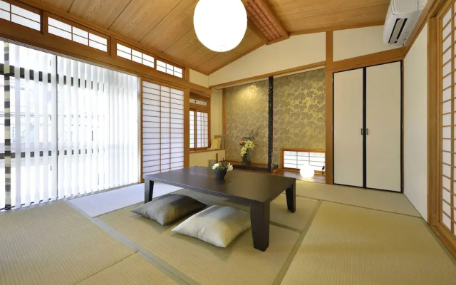 EX Kumoji Apartment