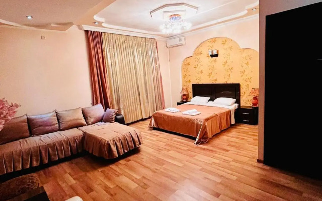 Lux Palace Hotel