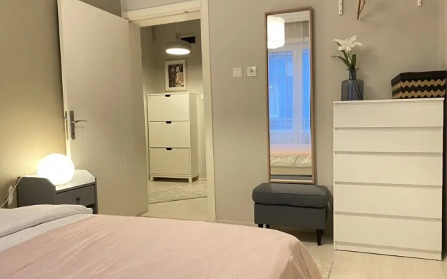Centrally Located Chic Flat Near Macka Park