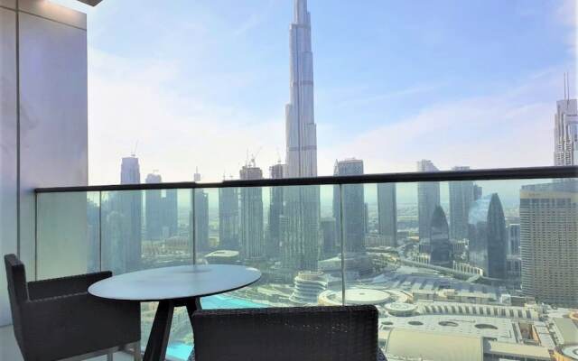 Luxury Stay at the Fountains - Dubai