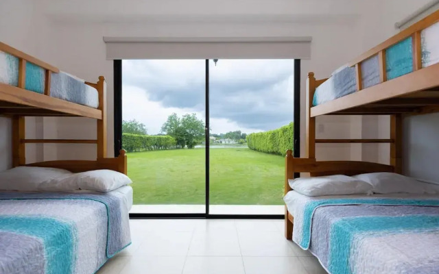 Villa Encanto by Acomodo