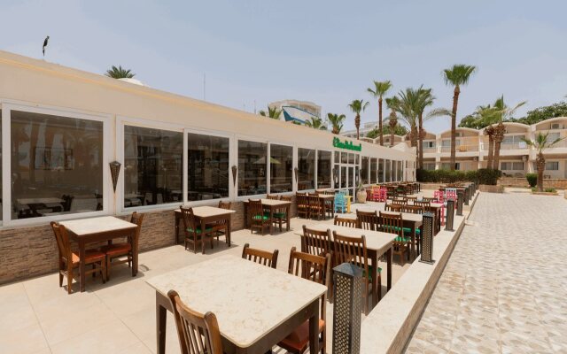 Royal Star Empire Beach Resort