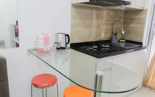 Homey and Cozy 2BR Bassura City Apartment near Mall