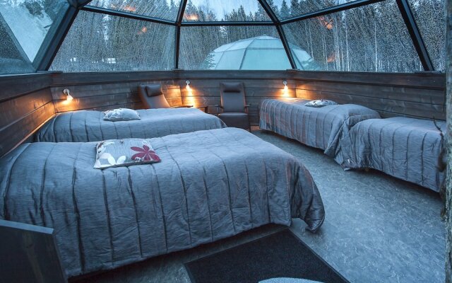 Arctic SnowHotel & Glass Igloos