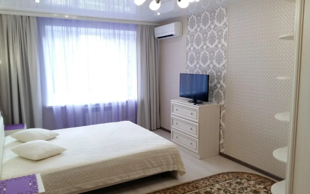Apartments on 37k1 Chkalova Street