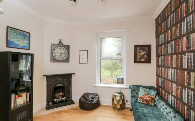49 Ulwell Road