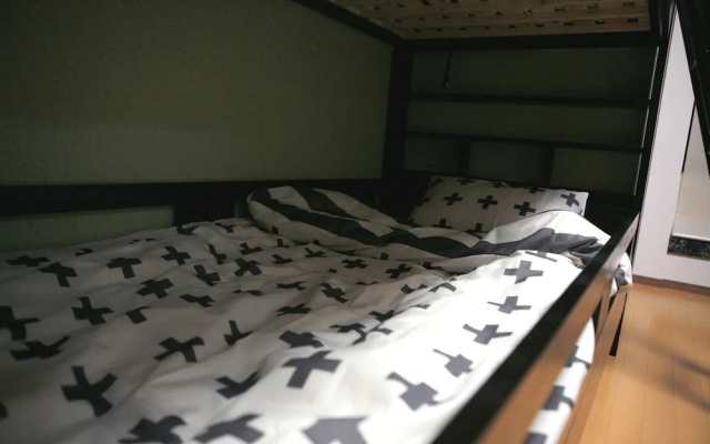 Maru House - Hostel