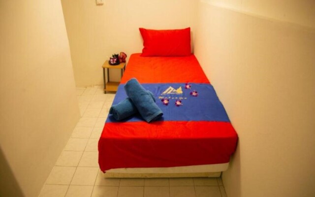 3 Plus 1 Hostel