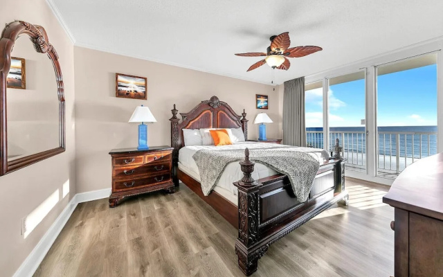 Majestic Beach Towers 1-301