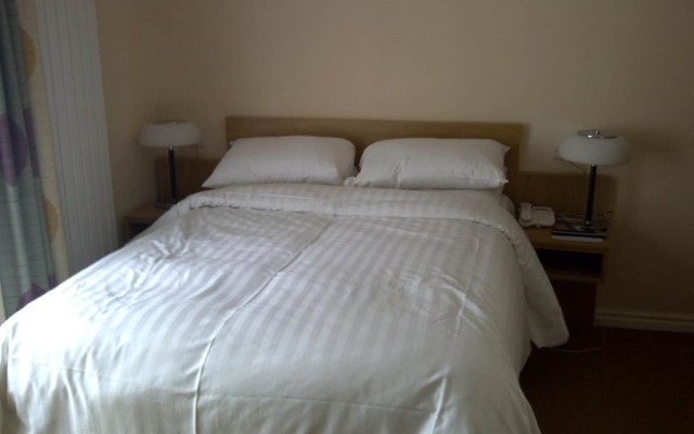 Queensgate Hotel