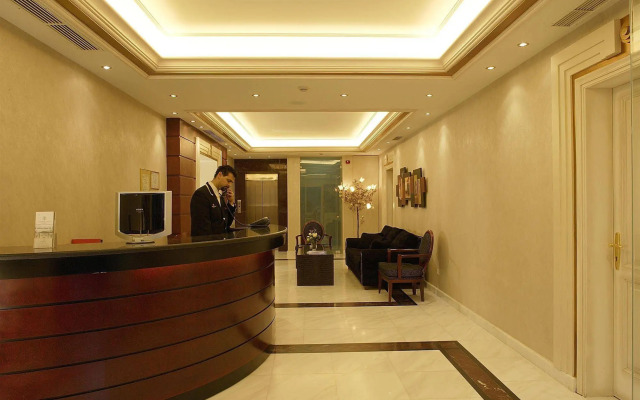 Theoxenia House Hotel