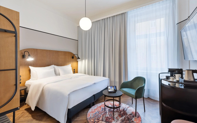 Hotel Astoria Vienna, Curio Collection by Hilton