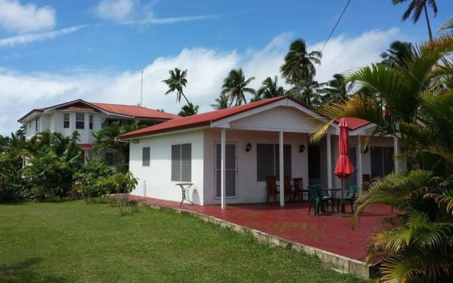 The Tropical Villa