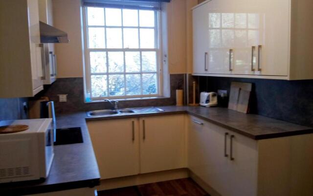 Elibank House Apartment