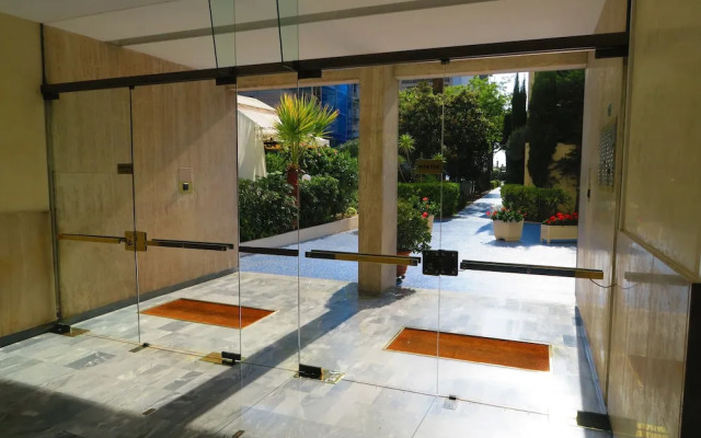 Park Promenade Terrasse by Nestor&Jeeves