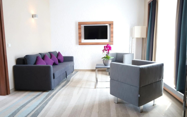 Warsaw Plaza Hotel