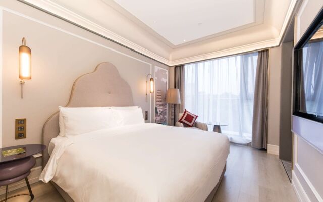 Mercure Xian Dayan Pagoda