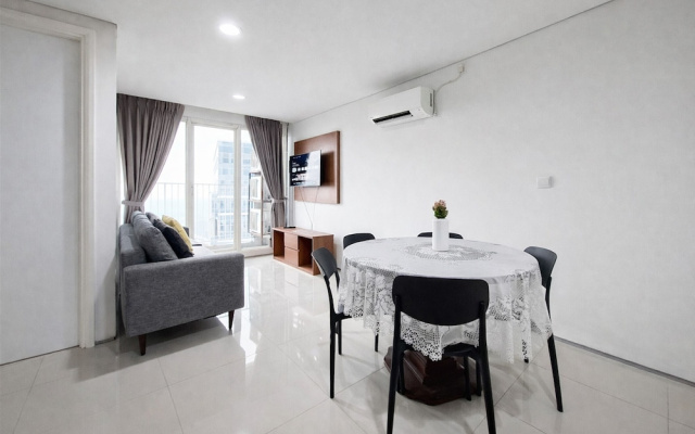 Comfy White 2Br For 3 Pax At Tuscany Residence