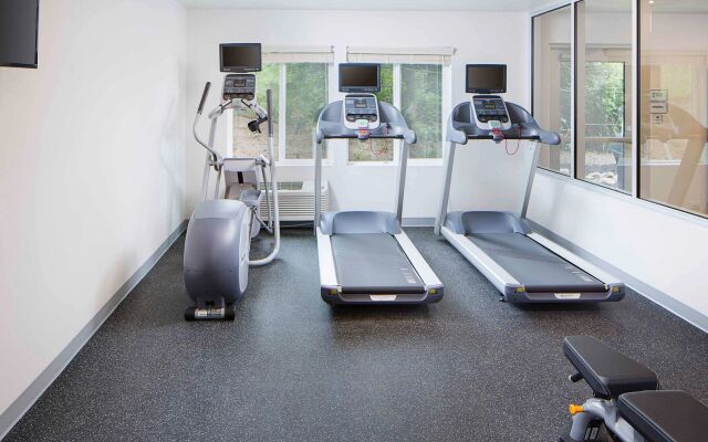 WoodSpring Suites Seattle Everett