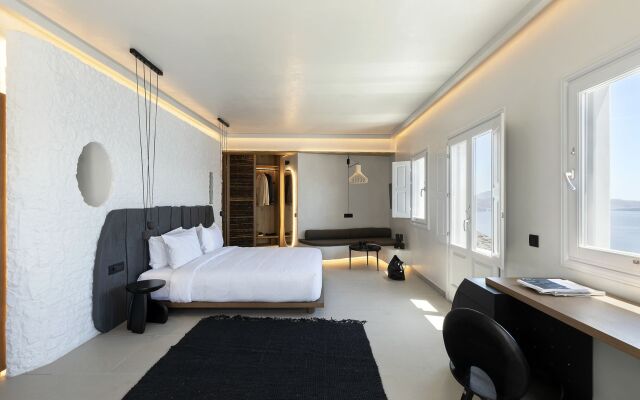 Hom Santorini