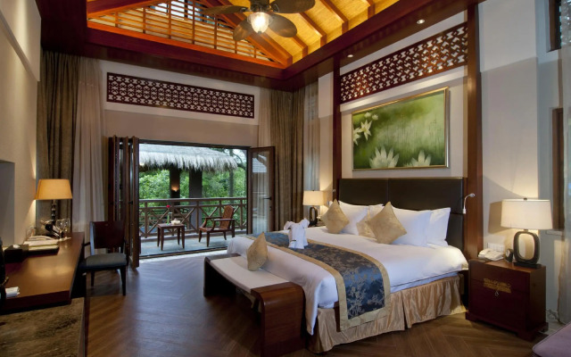 Wuzhishan Yatai Rainforest Resort