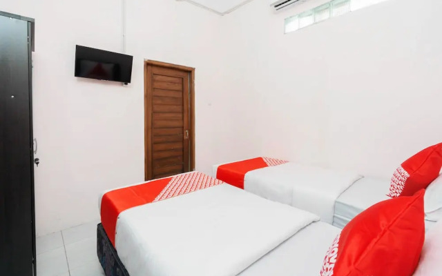 Falisha Homestay Syariah by OYO Rooms