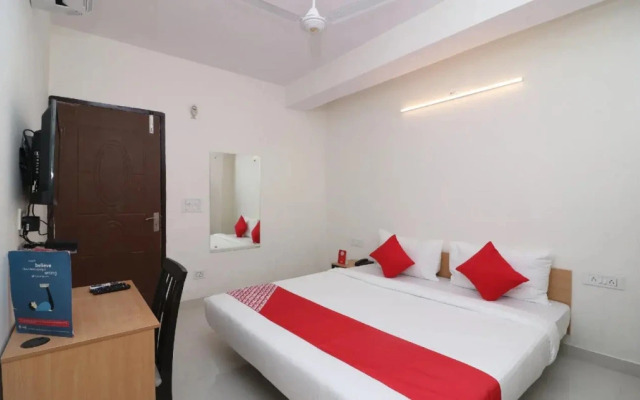 OYO Flagship 26685 Palam VIllage