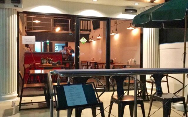 Green Onion Hostel