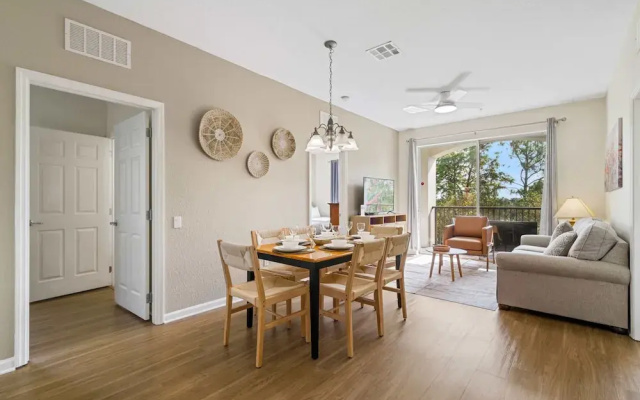 4024 Breakview Drive #303