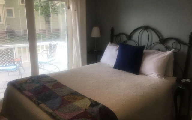 Harvest Barn Inn