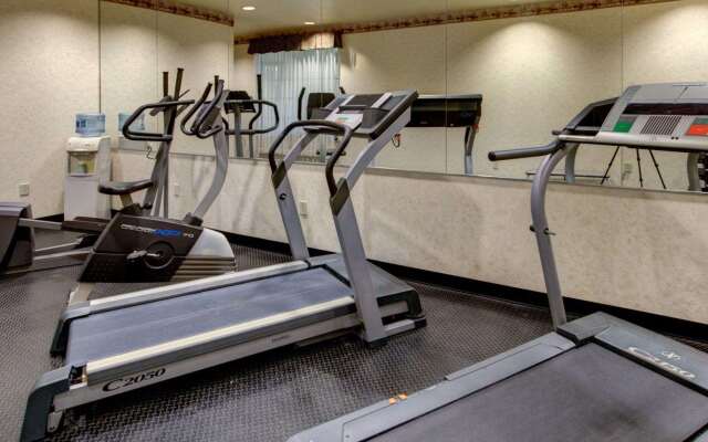 Quality Inn & Suites Glen Rose