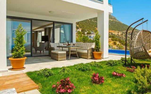 Villa Lamazi 2