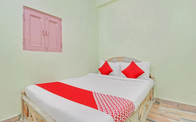 SPO ON 46695 Red Tomato Palace