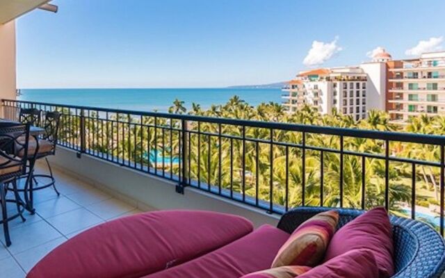 Playa Royale Condominium
