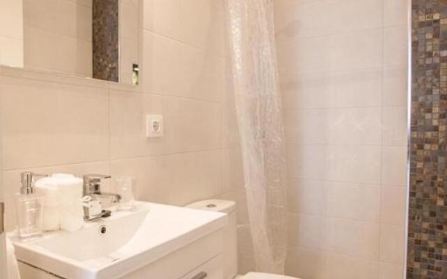 Apartamento Casco Antiguio ↑ Calidades 4 Px 1 Br