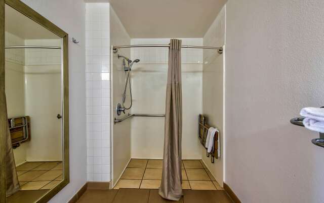 Motel 6 Arlington, TX