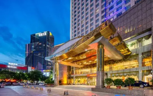 Double-Dove Peace International Hotel