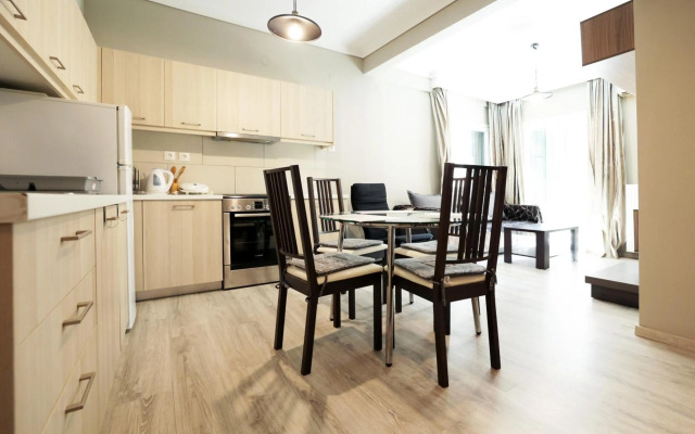 Delmare MQUEEN Apartment