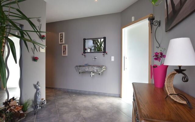 Luxurious Villa in Wibrin Ardennes with Pool