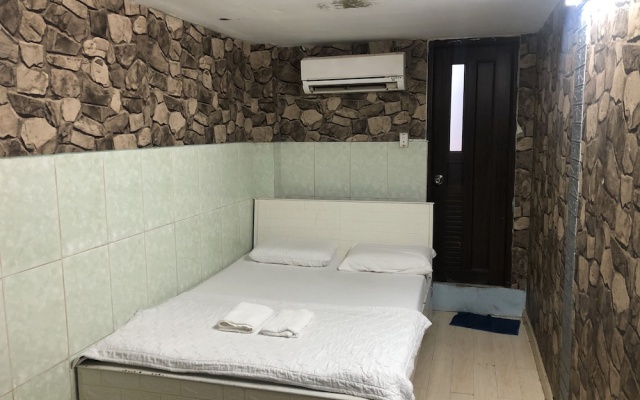 Hotel A-Loi – Guest Rooms – Ho Chi Minh City